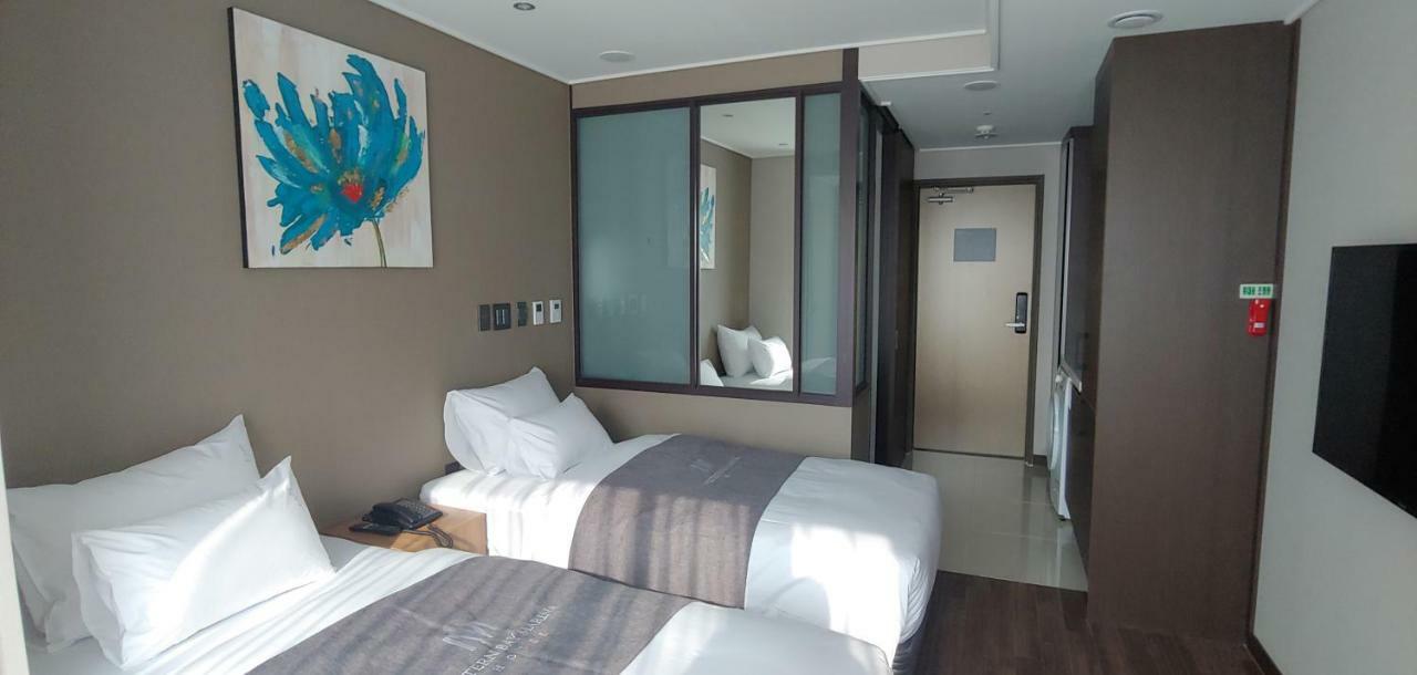 Western Bay Marina Hotel Pyeongtaek Εξωτερικό φωτογραφία